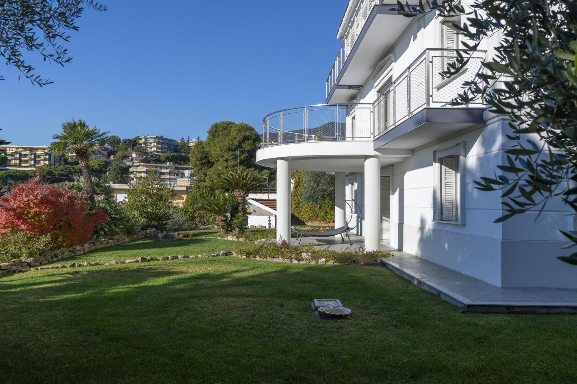 La Lincolnia - With Garden And Seaview - Happy Rentals San Remo Extérieur photo